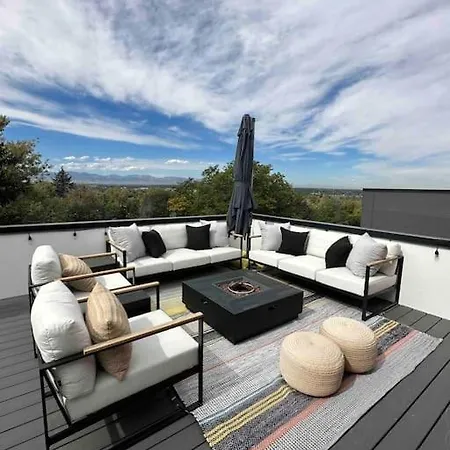 Spacious Th W/ Firepit, Mountain Views & Garage DEN Extérieur photo